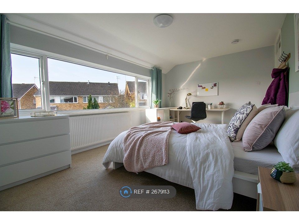 Property photo 3 of 26 Bedroom 2