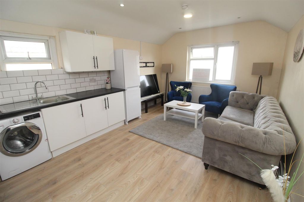 Property photo 3 of 13 Img_3659.Jpg