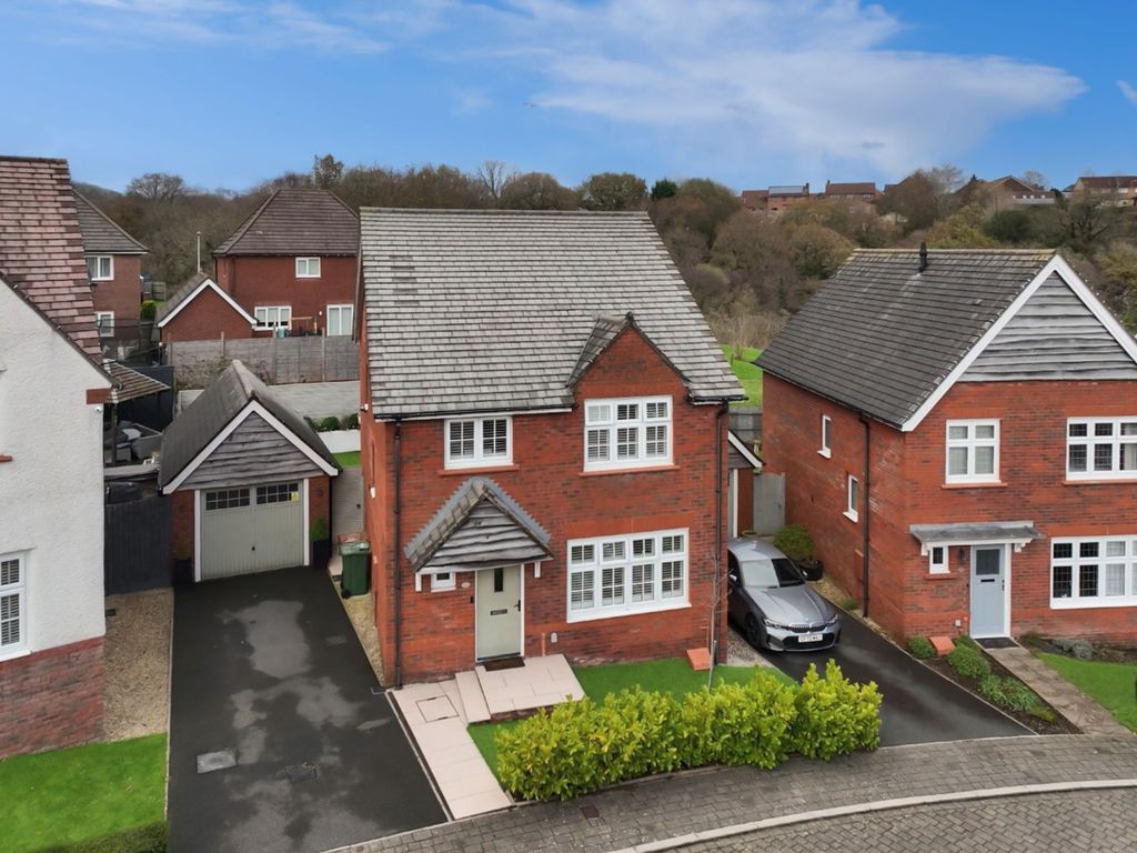 Property photo 1 of 37