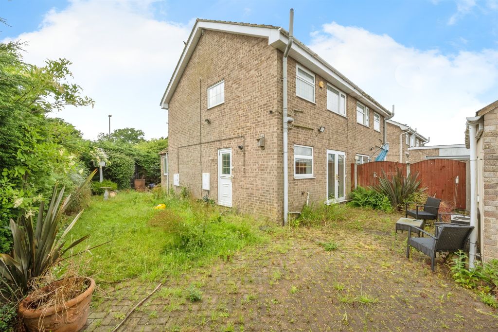 Property photo 1 of 12