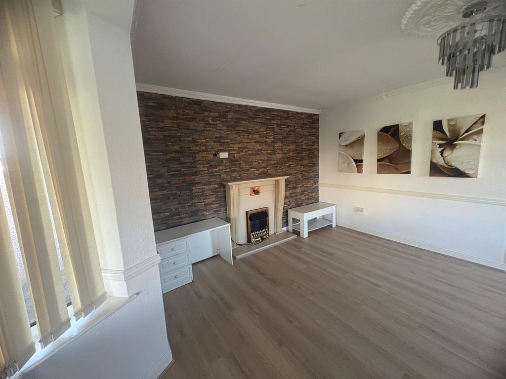 Property photo 2 of 16 Photo-2026-04-04-11-09-47.Jpg