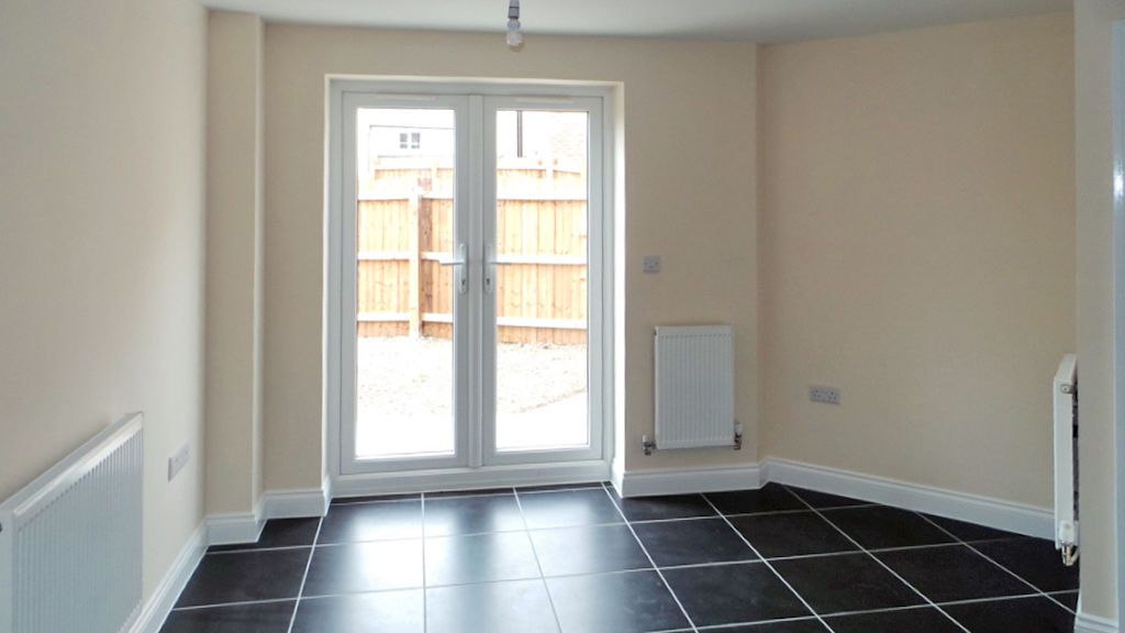 Property photo 3 of 10 Photo 3