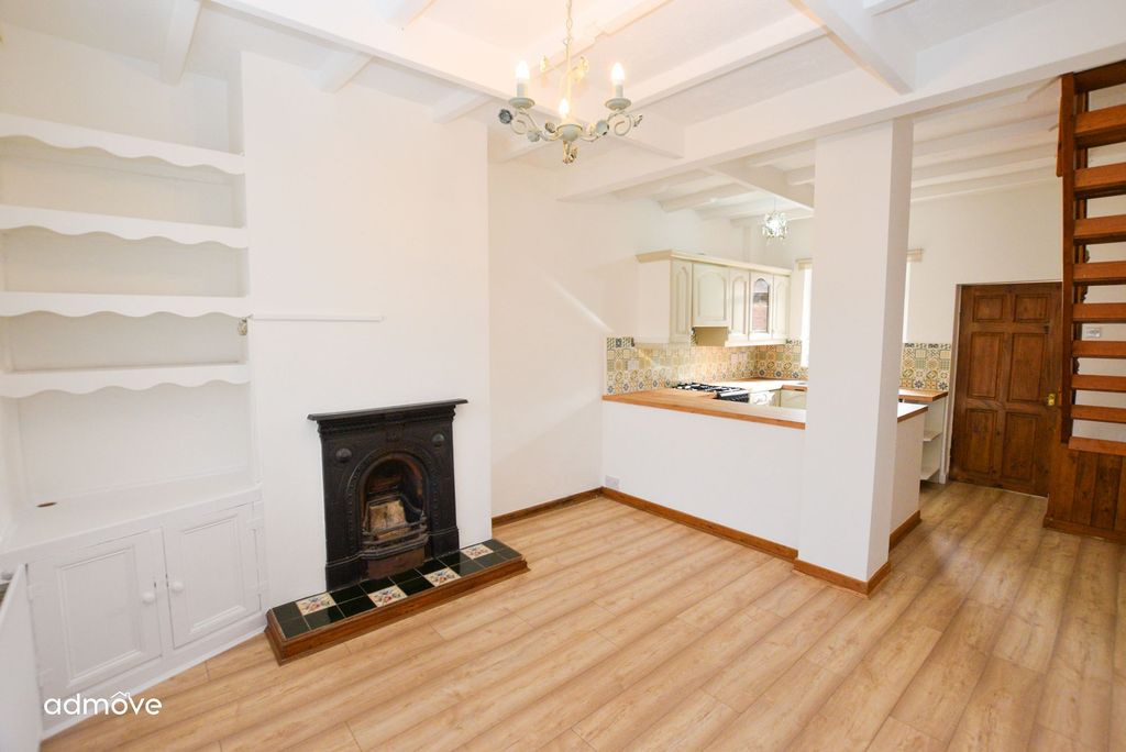 Property photo 3 of 16 Photo 2