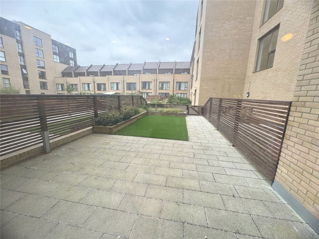 Property photo 2 of 22 Picture No. 07