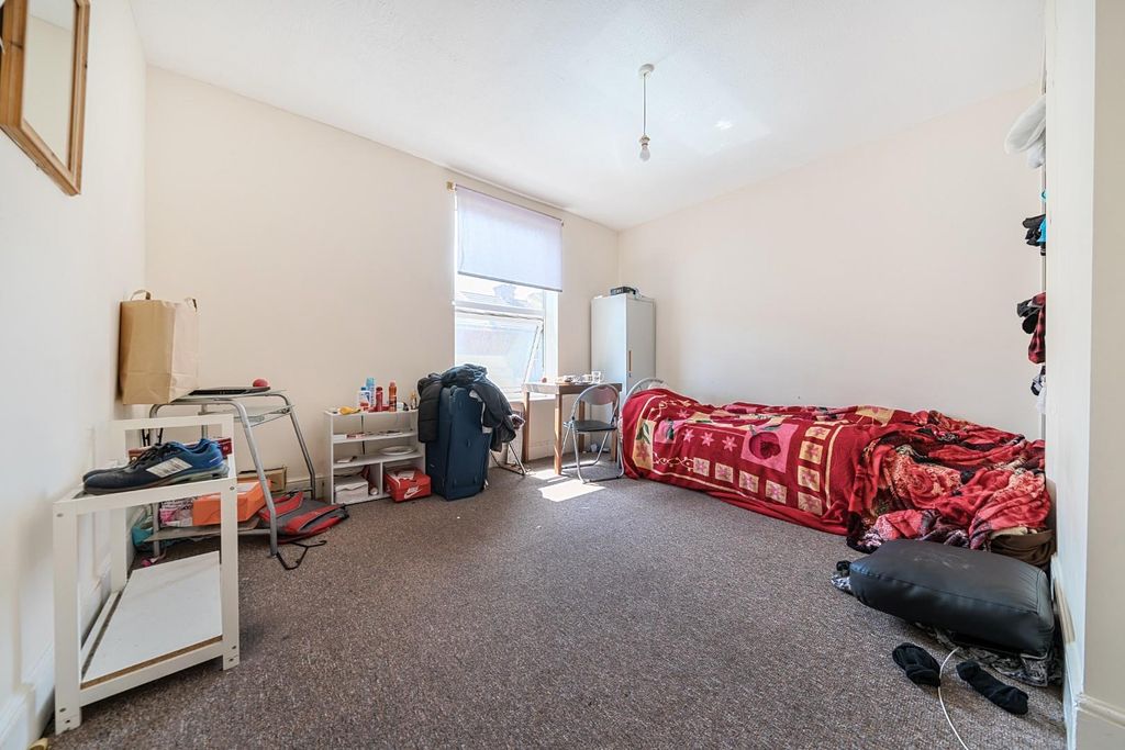 Property photo 3 of 11 11-681Dfac1Ebc5c-1279950-Arw-11.Jpg