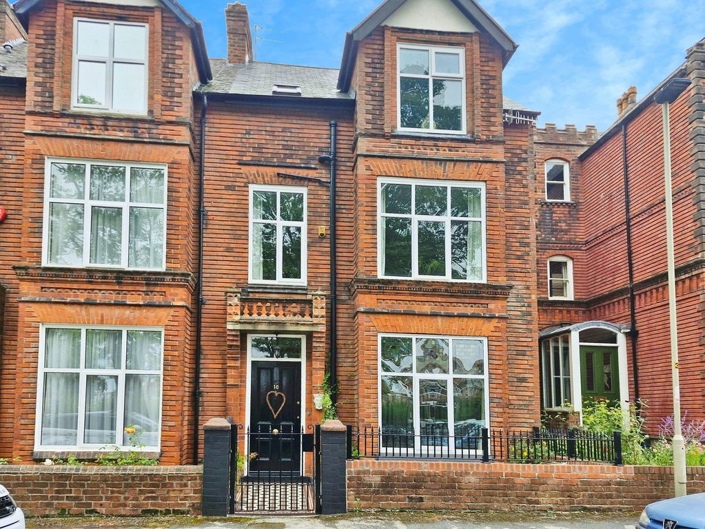 Property photo 1 of 22