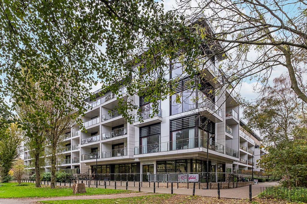 Property photo 1 of 12