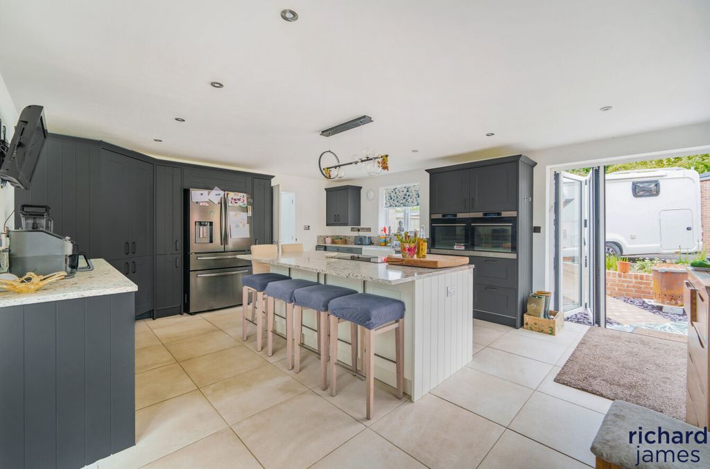 Property photo 2 of 20 Xbyowaesn24032705