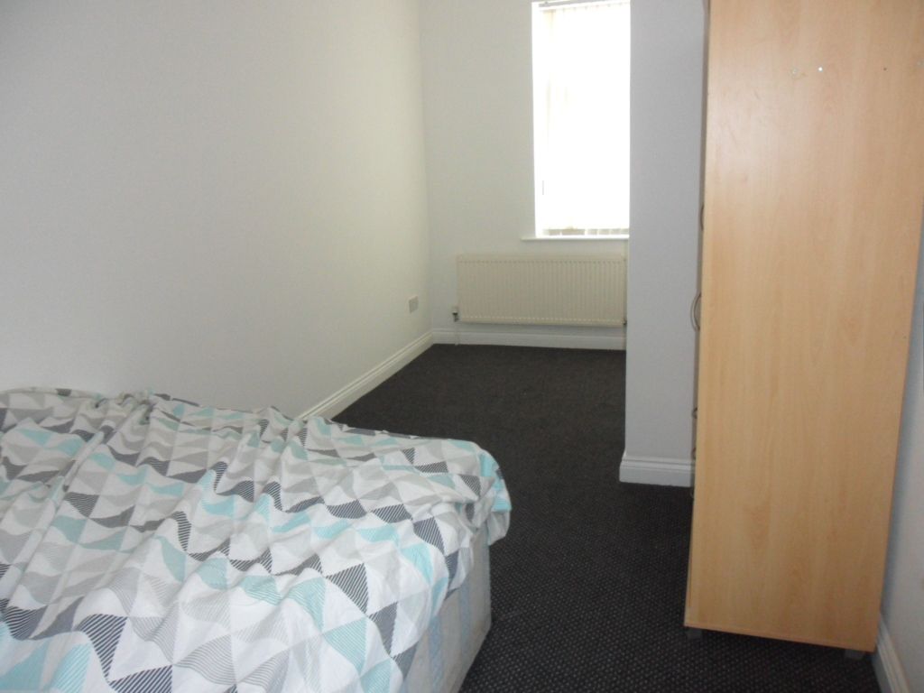 Property photo 2 of 4