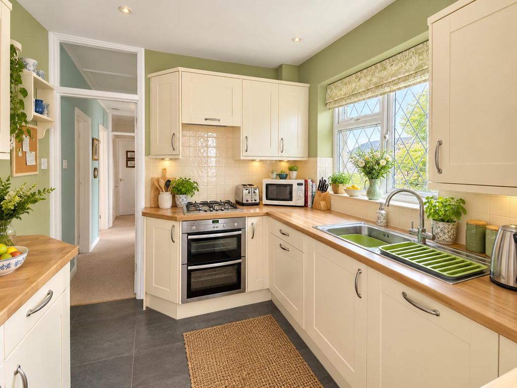 Property photo 3 of 14 11.Png