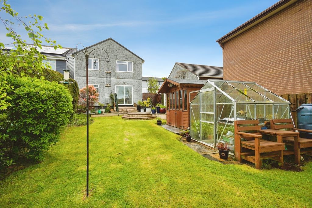 Property photo 1 of 20 Pbox-Img.Jpg