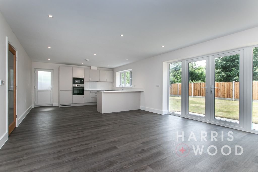 Property photo 2 of 24 4233232
