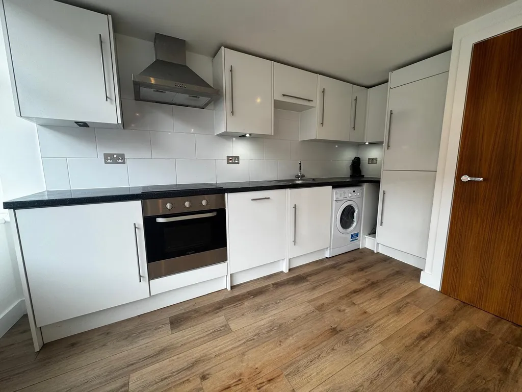 Apartment in Reading, Katesgrove, Coley - More