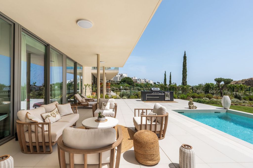 Property photo 3 of 50