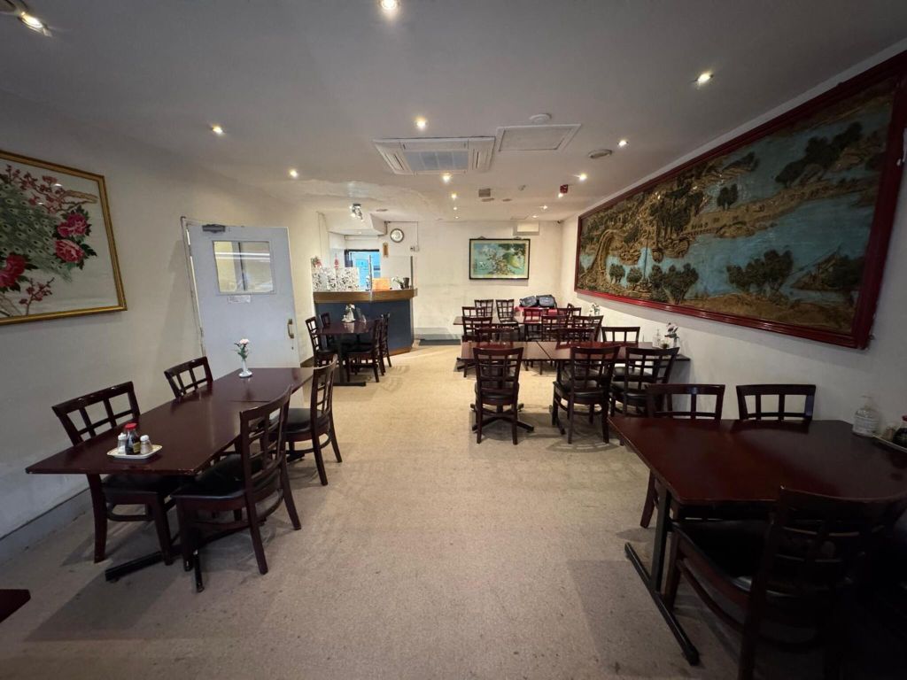 Property photo 2 of 22