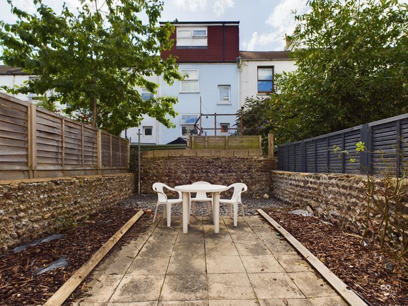 Property photo 2 of 8 Photo 14