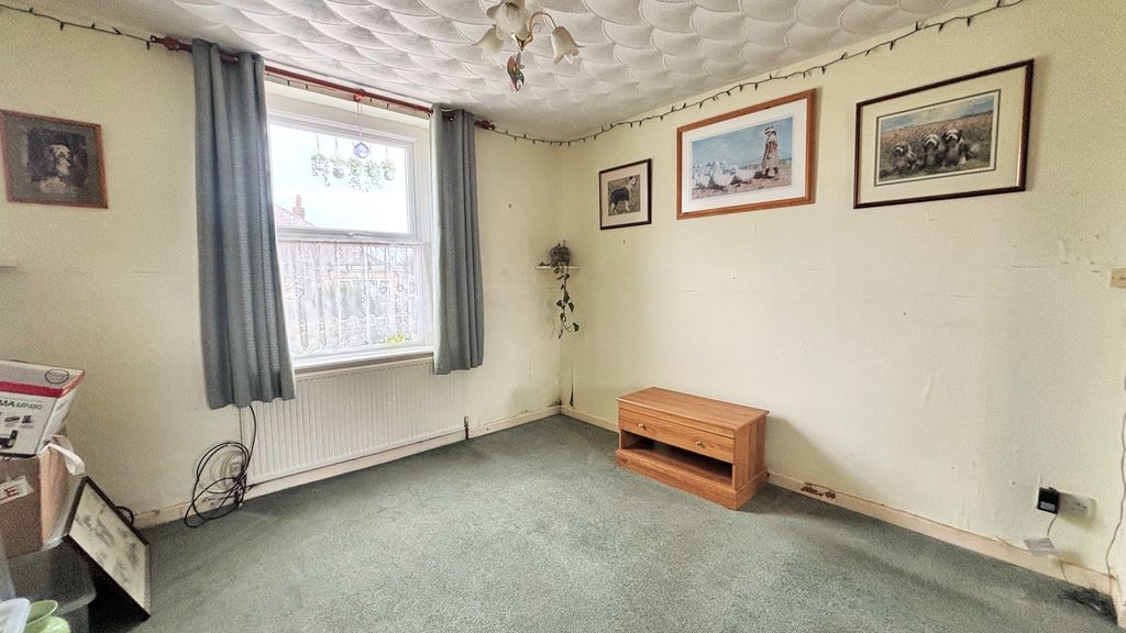 Property photo 2 of 14 Living Room