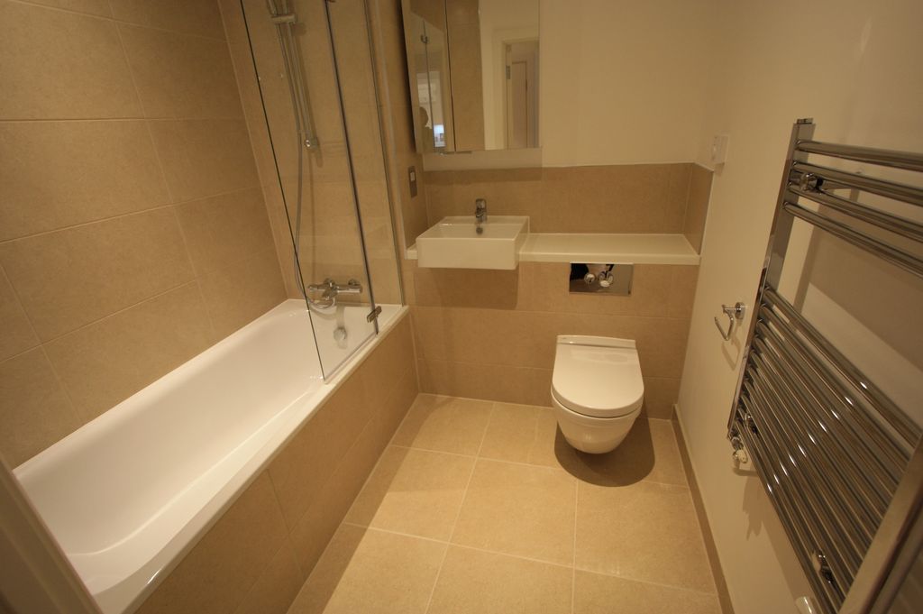Property photo 2 of 6