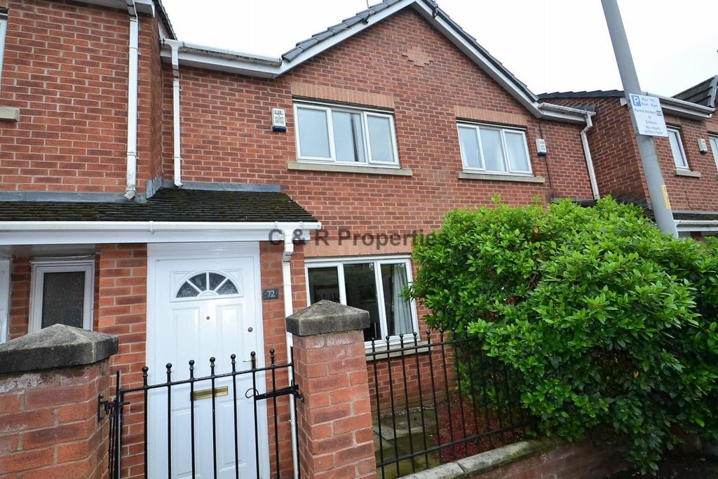 Property photo 3 of 12 Gallery