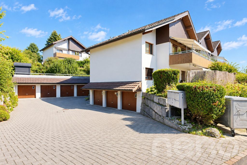 Property photo 1 of 11