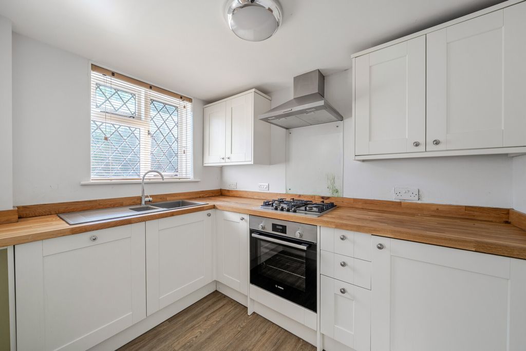 Property photo 3 of 15 1484627-6-6A423d8...