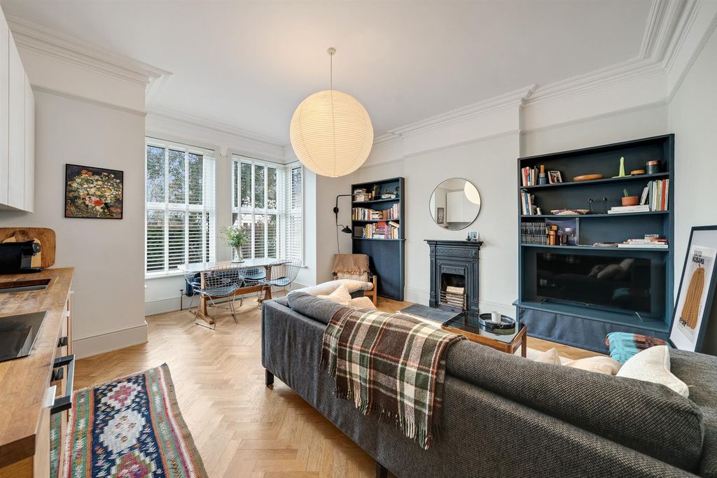 Property photo 1 of 14 Reception