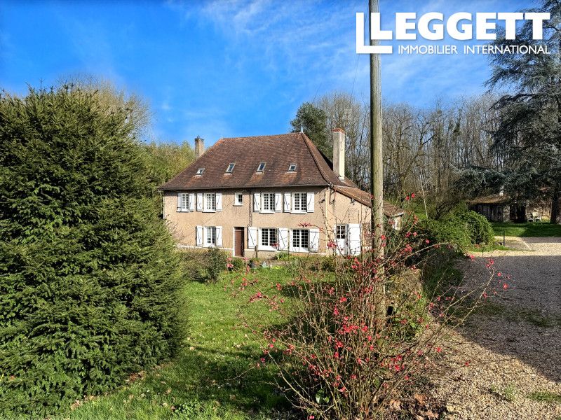 Property photo 1 of 10