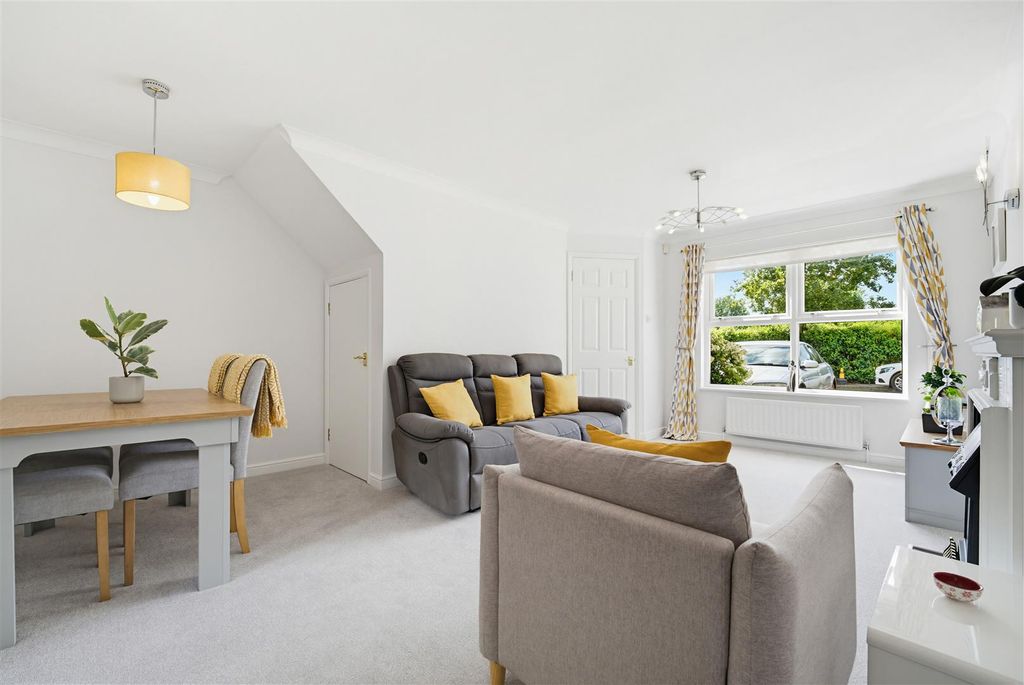 Property photo 2 of 20 19 Billets Recp 2.Jpg