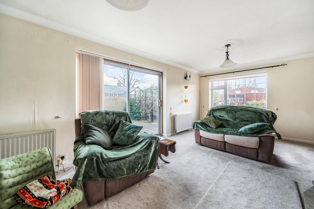 Property photo 2 of 25 Photos