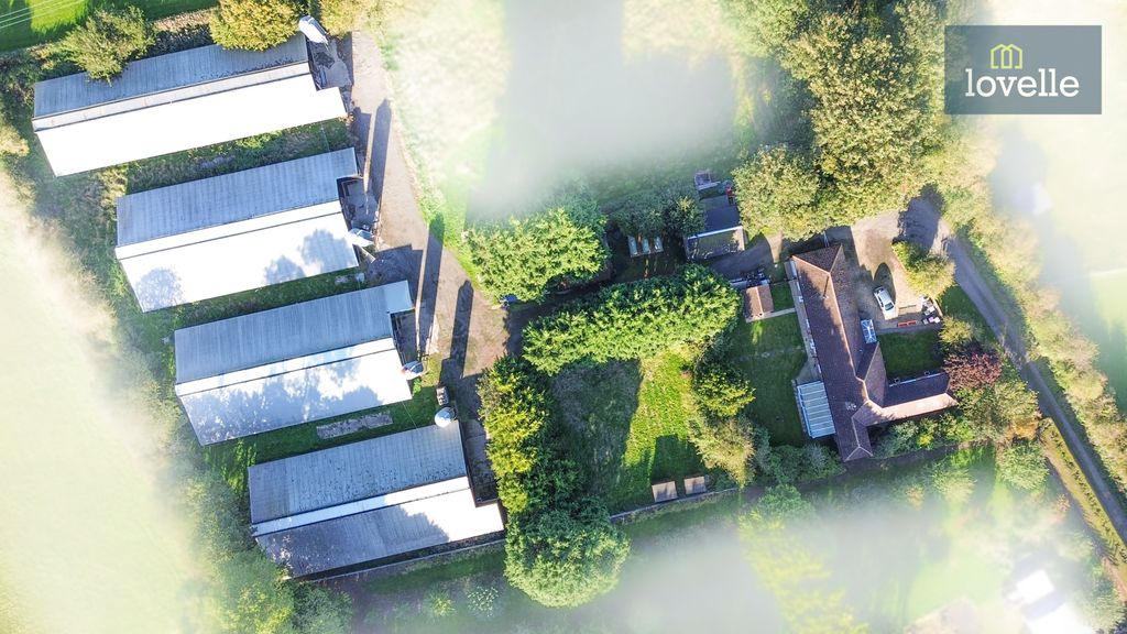 Property photo 3 of 29