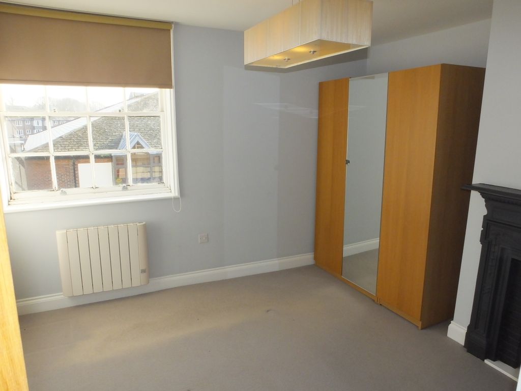 Property photo 3 of 4