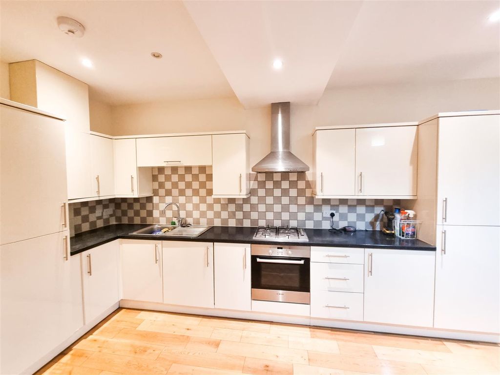 Property photo 1 of 6 1000031604_Edited.Jpg