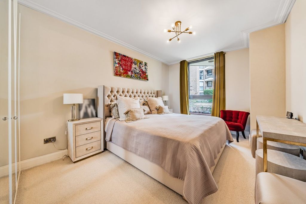 Property photo 3 of 7 Picture No. 04