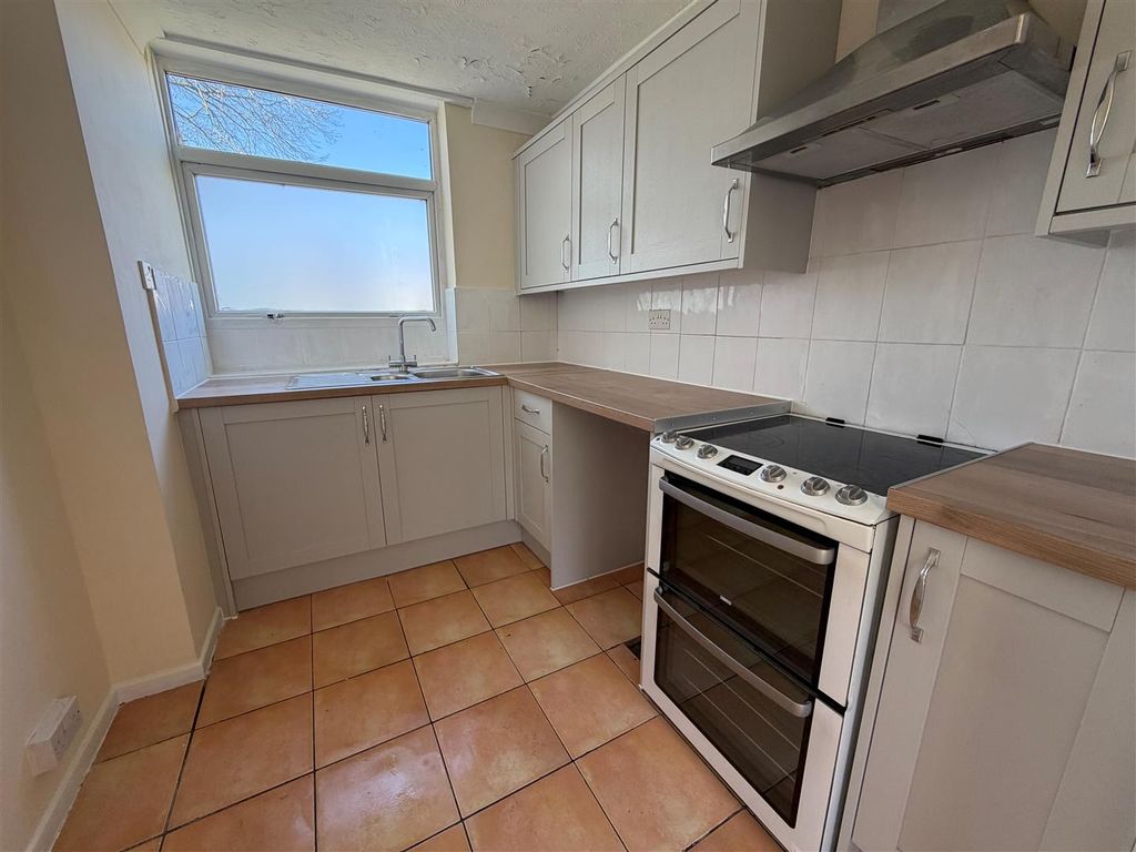 Property photo 2 of 10 8.Jpg