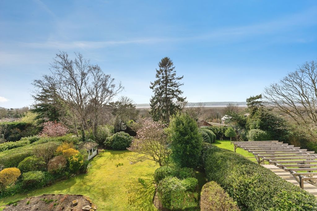 Property photo 2 of 24 Pbox-Img.Jpg