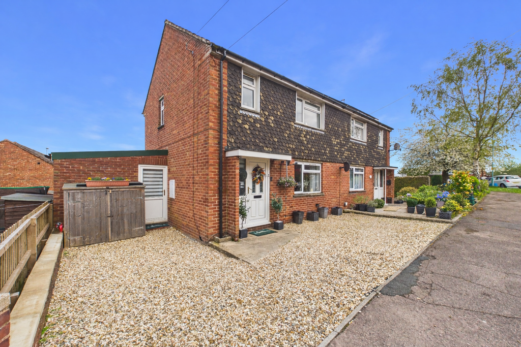 Property photo 1 of 12