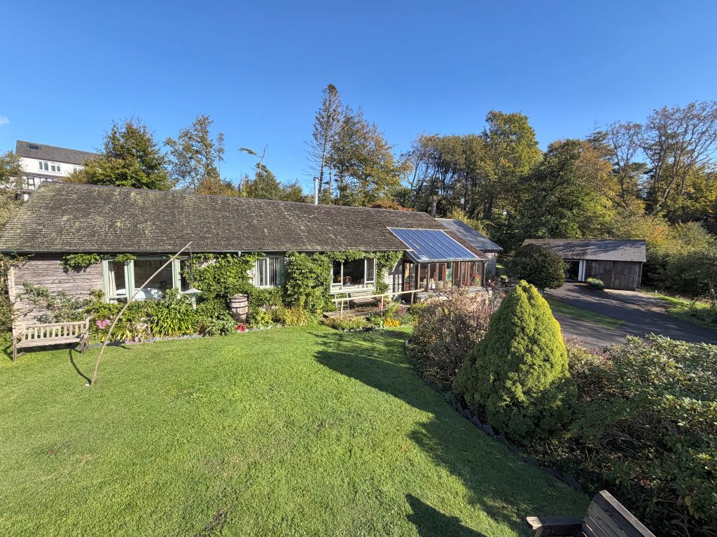 Property photo 1 of 36