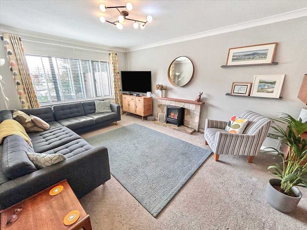 Property photo 3 of 26 Living Room