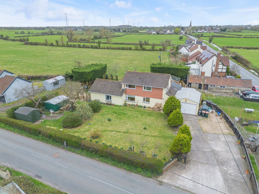 Property photo 2 of 33