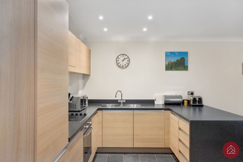 Additional image 5 of 2 bed flat for saleWalton Well Road, Oxford City OX2