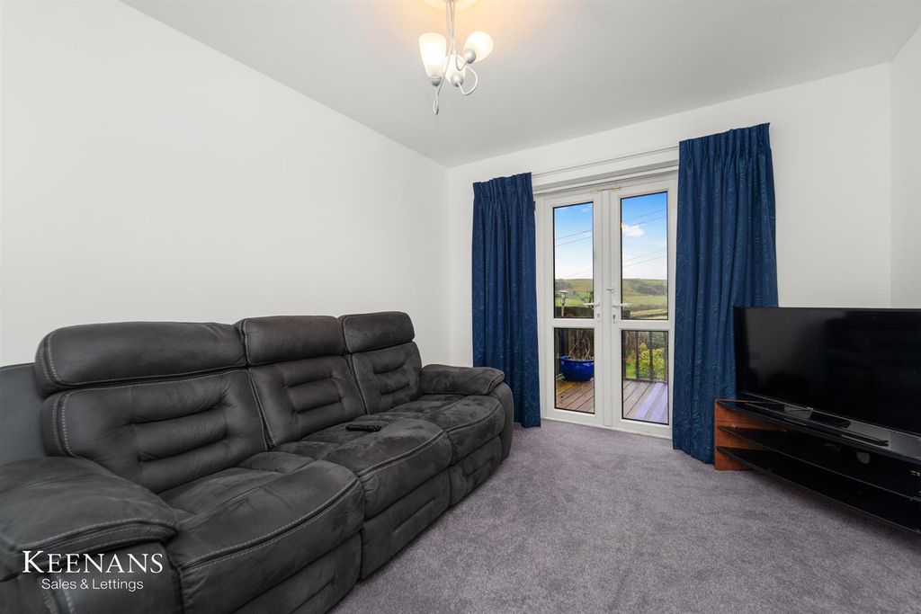 Property photo 2 of 14 2.Jpg