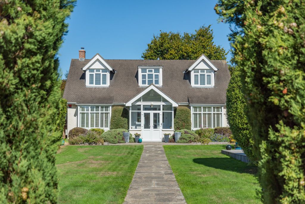Property photo 1 of 16 Picture No. 03