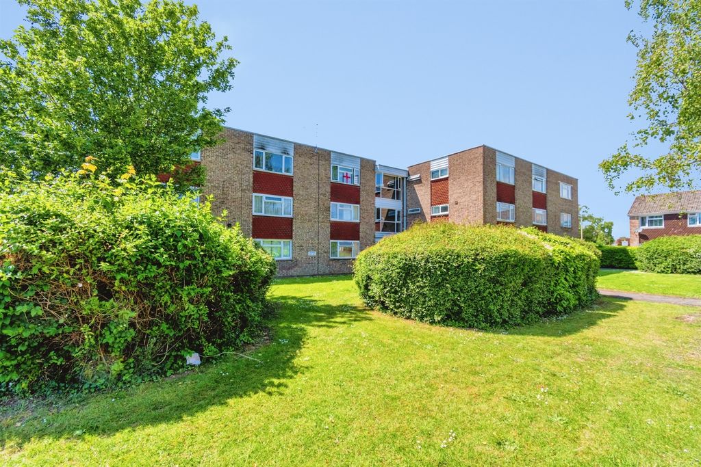 Property photo 1 of 15