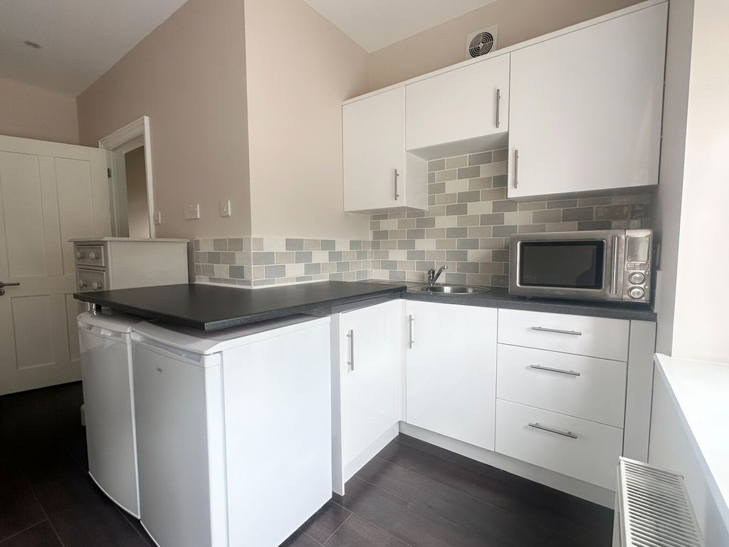 Property photo 2 of 7 Bcm2R