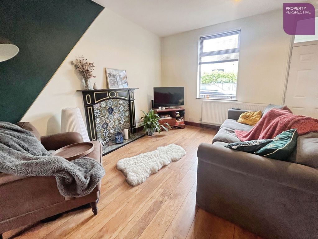 Property photo 2 of 11 Pbox-Img.Jpg