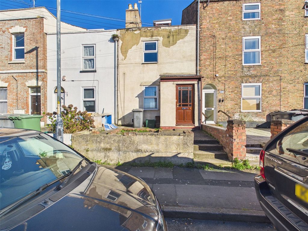 Property photo 1 of 12 Picture No. 01