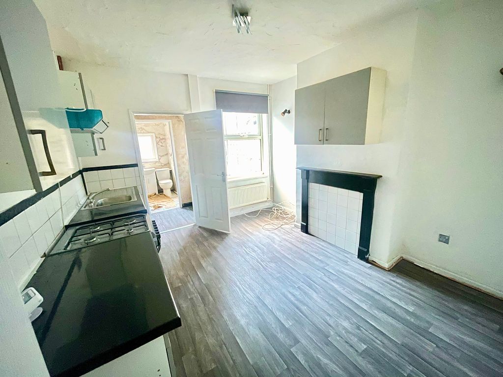 Property photo 2 of 10 Property