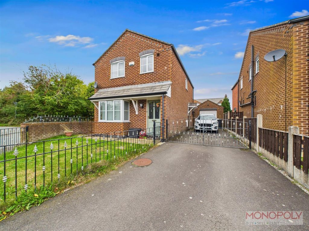 Property photo 1 of 23 Cam01943G0-Pr0526-Still023.Jpg