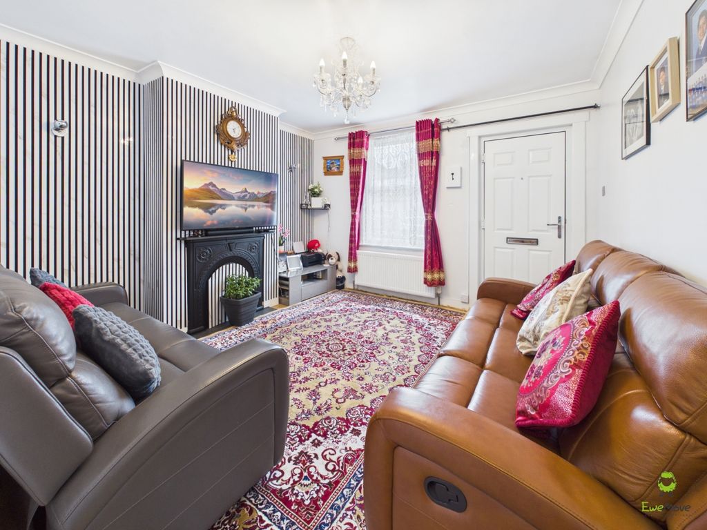 Property photo 2 of 20 Presented By Clinton At Ewemove Bexleyheath And Da
