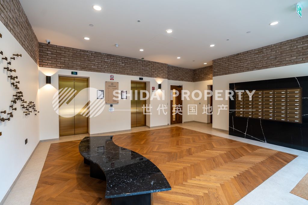 Property photo 2 of 24